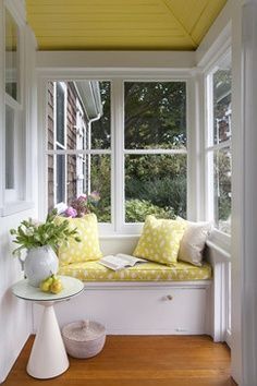 small-enclosed-porch-decorating-ideas-44_10 Малки затворени веранди декоративни идеи