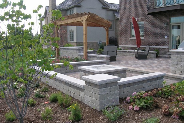 square-patio-design-ideas-79_9 Квадратни идеи за дизайн на вътрешния двор