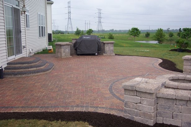 stone-and-brick-patio-designs-57_6 Каменни и тухлени дизайни на вътрешен двор