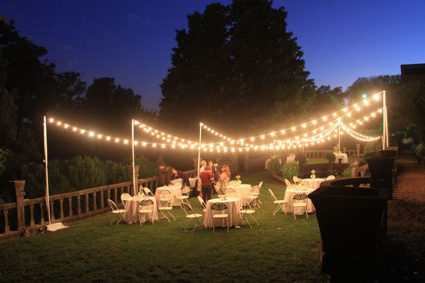 backyard-wedding-lighting-ideas-19_7 Идеи за сватбено осветление в задния двор