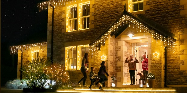 best-christmas-lights-for-outside-of-house-03_9 Най-добрите коледни светлини за извън дома