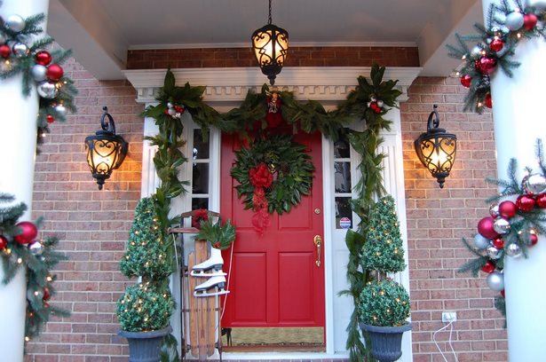 best-outdoor-xmas-decorated-homes-77_18 Най-добър открит Коледа декорирани домове