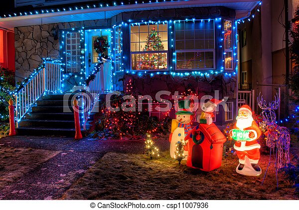 christmas-lights-on-front-of-house-17_8 Коледни лампички пред къщата