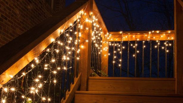 christmas-lights-patio-ideas-93 Коледни светлини идеи за вътрешен двор