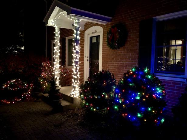 easy-christmas-lights-on-house-78 Лесни коледни светлини на къщата