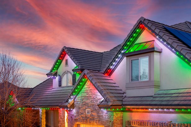 easy-christmas-lights-on-house-78_7 Лесни коледни светлини на къщата