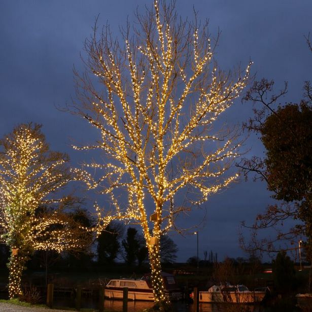 external-led-christmas-lights-99 Външни светодиодни коледни светлини