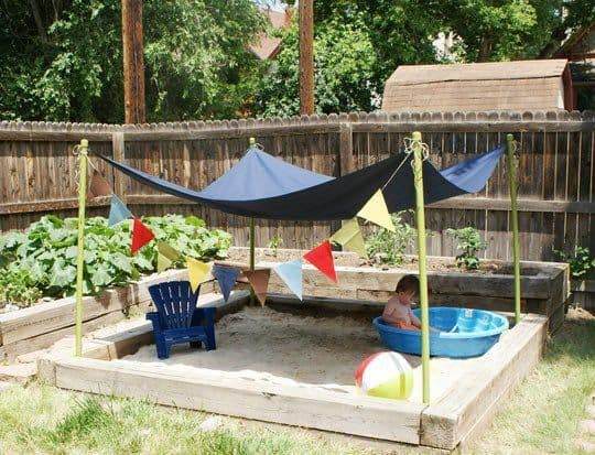 kid-friendly-small-backyard-44_2 Детски приятелски малък заден двор