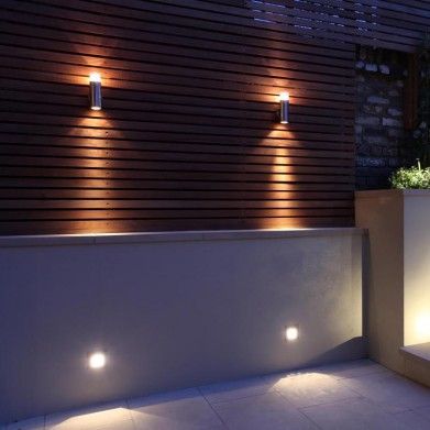 lights-in-garden-wall-99_17 Модерни идеи за външно осветление