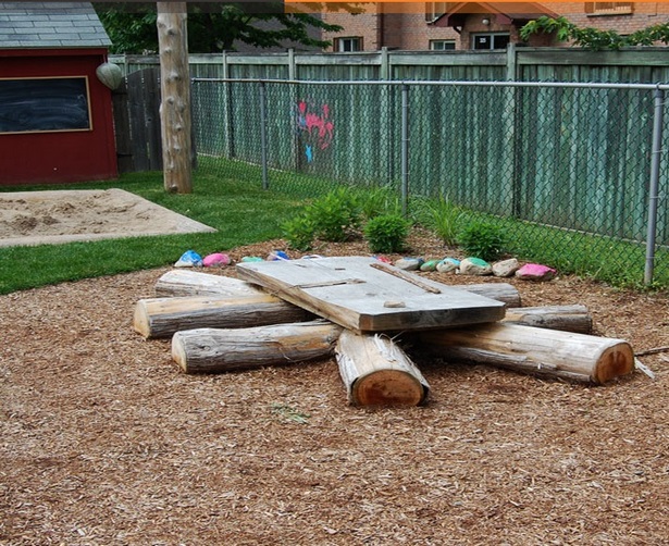 natural-playground-ideas-backyard-80_6 Идеи за естествена детска площадка заден двор