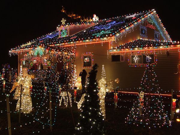 outdoor-christmas-decorated-homes-78 Открит Коледа декорирани домове
