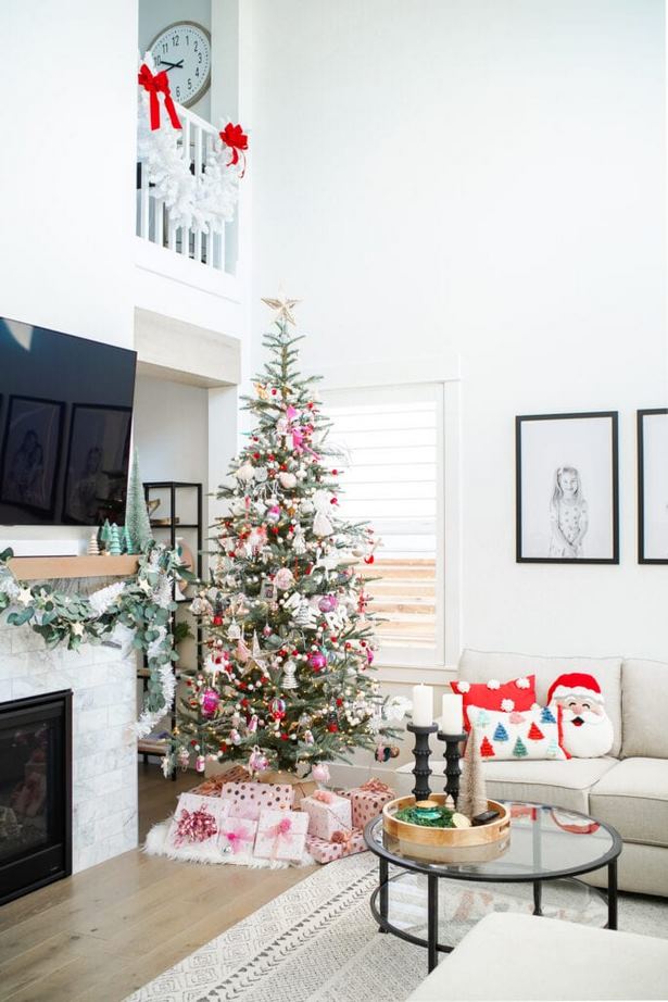 outdoor-christmas-decorated-homes-78_9 Открит Коледа декорирани домове