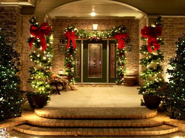 outdoor-christmas-light-decorators-49_8 Външна Коледна светлина декоратори