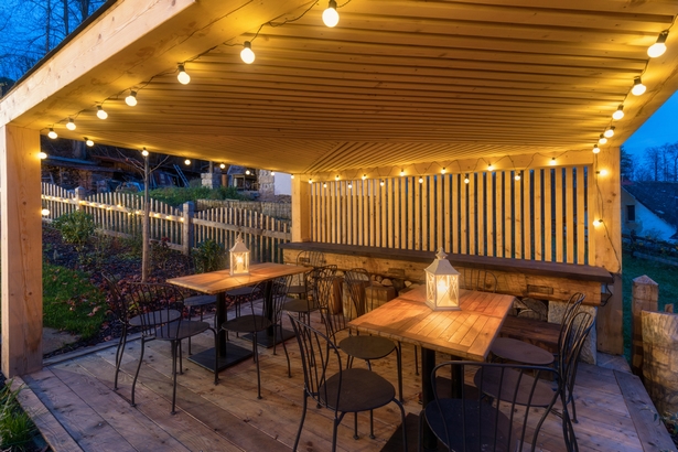 outdoor-restaurant-lighting-ideas-59_8 Идеи за външно ресторантско осветление