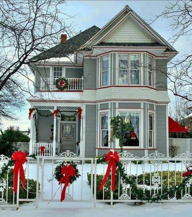 outside-christmas-house-decorating-ideas-89_4 Извън коледна къща декоративни идеи