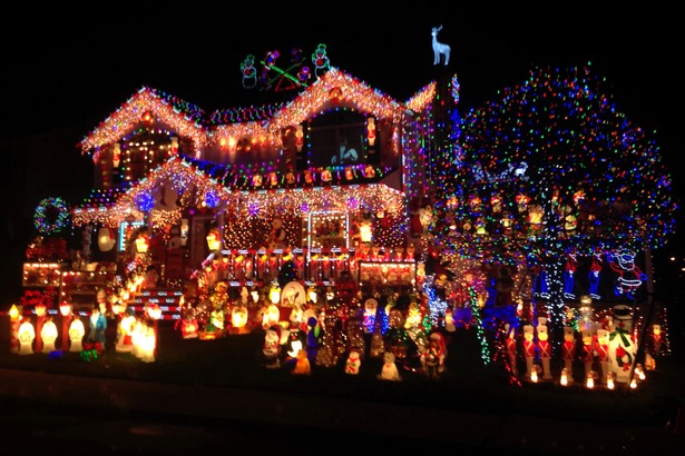 pictures-of-christmas-lights-on-houses-43_4 Снимки на коледни светлини по къщите