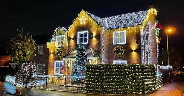 pictures-of-christmas-lights-on-houses-43_5 Снимки на коледни светлини по къщите