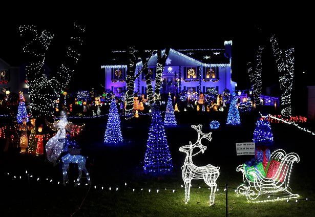 pictures-of-christmas-lights-on-houses-43_9 Снимки на коледни светлини по къщите