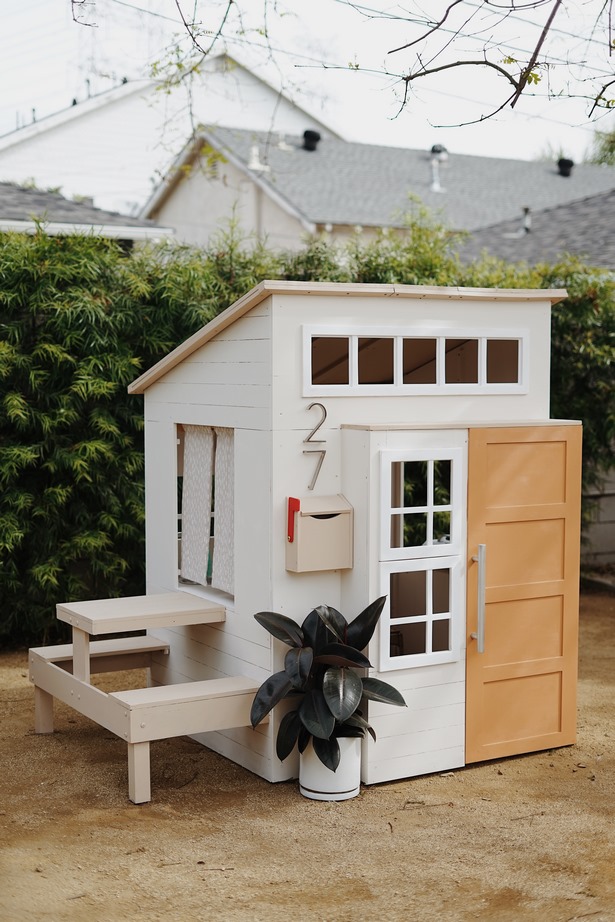 simple-backyard-playhouse-56_3 Прост двор къща за игра