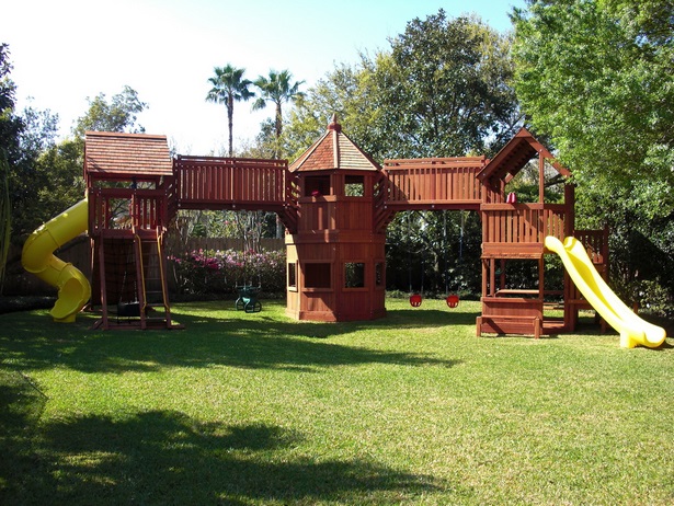 unique-backyard-playground-09_12 Уникална детска площадка в задния двор