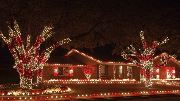 what-christmas-lights-are-best-outside-67 Какви коледни светлини са най-добри навън
