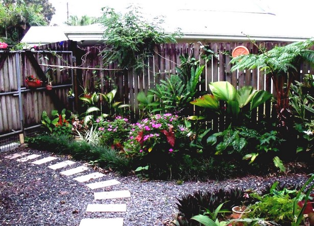 cheap-small-garden-ideas-80_19 Евтини идеи за малки градини