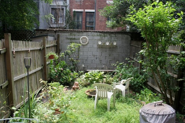 diy-landscaping-ideas-for-small-yards-03_9 Направи Си Сам озеленяване идеи за малки дворове