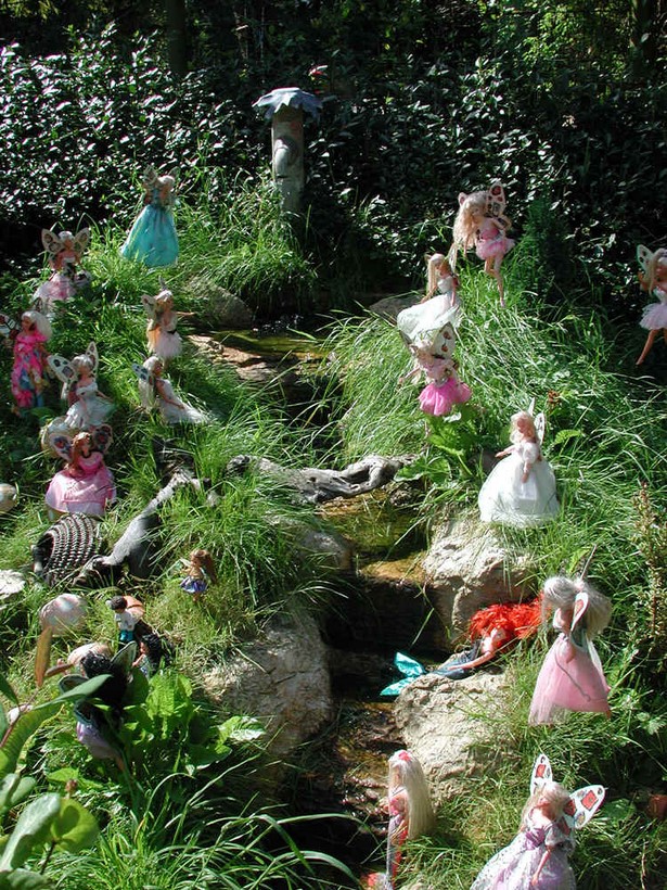 fairies-in-the-garden-photo-67_6 Феи в градината снимка