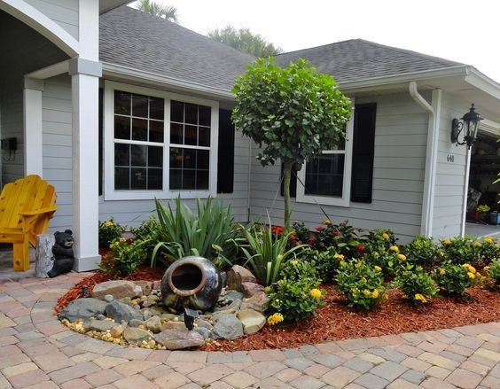 front-yard-landscaping-for-small-yards-36_3 Озеленяване на предния двор за малки дворове