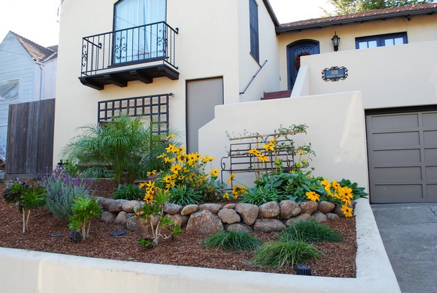 front-yard-landscaping-for-small-yards-36_5 Озеленяване на предния двор за малки дворове