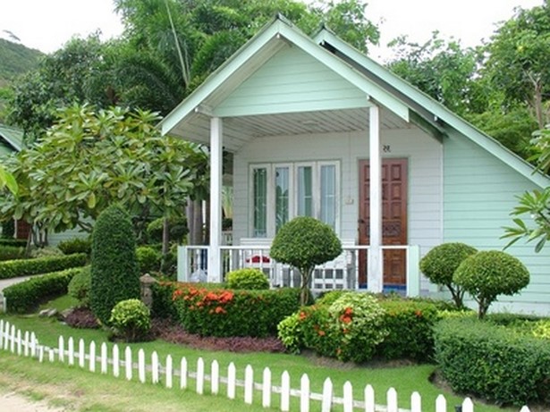 landscaping-ideas-for-front-of-house-on-a-budget-04_13 Озеленяване идеи за предната част на къщата на бюджет