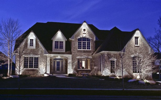 outdoor-lighting-front-of-house-90_6 Външно осветление пред къщата
