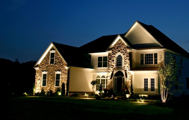 outdoor-lighting-front-of-house-90_8 Външно осветление пред къщата