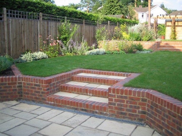 patio-ideas-for-sloping-gardens-33_2 Идеи за вътрешен двор за наклонени градини