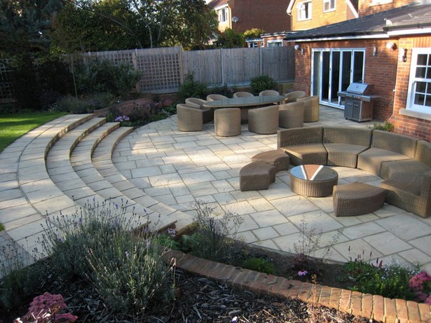 patio-ideas-for-sloping-gardens-33_4 Идеи за вътрешен двор за наклонени градини