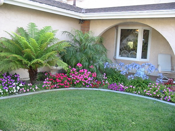 simple-cheap-front-yard-landscaping-ideas-20_7 Прости евтини идеи за озеленяване на предния двор