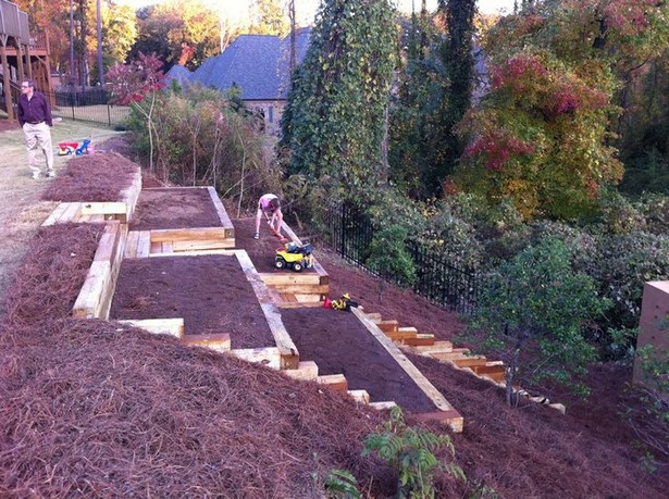 steep-backyard-landscaping-ideas-67_11 Стръмни идеи за озеленяване на задния двор