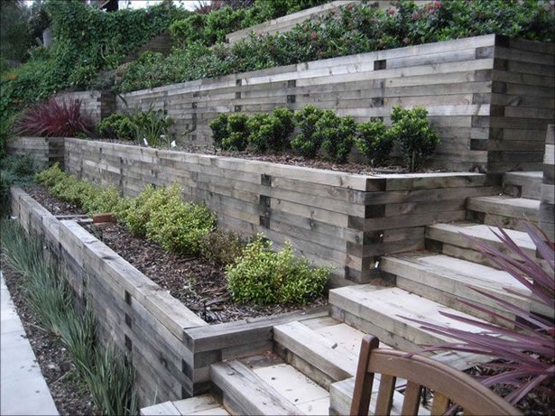 steep-backyard-landscaping-ideas-67_3 Стръмни идеи за озеленяване на задния двор