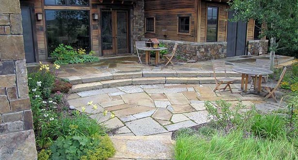 stone-for-backyard-patio-65_12 Камък за задния двор вътрешен двор