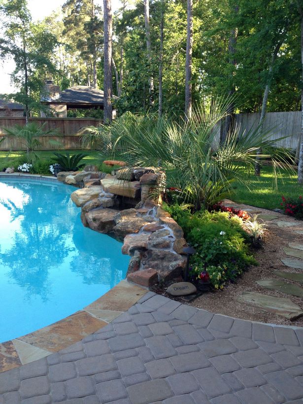 backyard-landscape-design-with-pool-25_12 Ландшафтен дизайн на задния двор с басейн