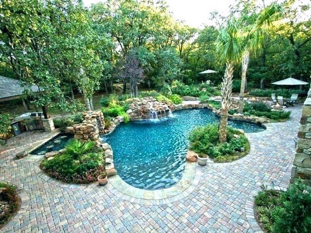 backyard-landscape-design-with-pool-25_18 Ландшафтен дизайн на задния двор с басейн