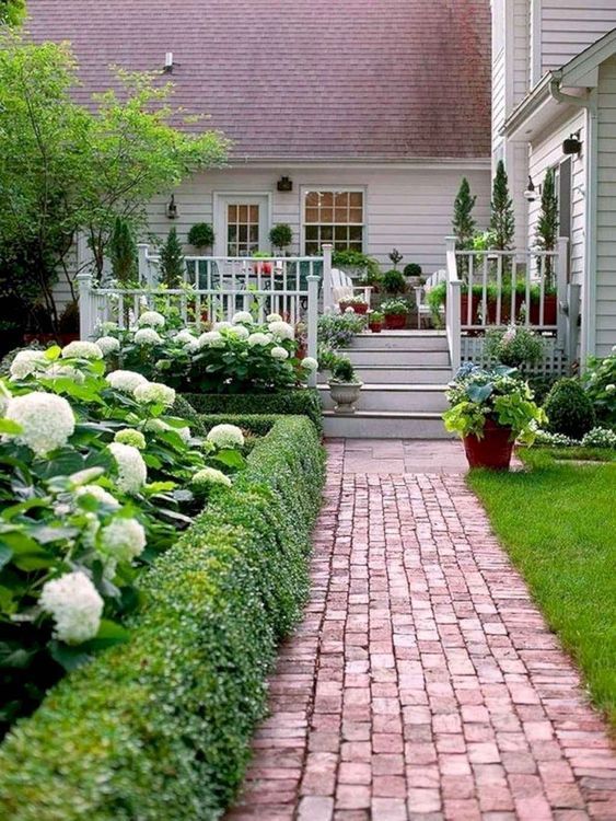 colorful-landscaping-ideas-for-front-yard-45_7 Цветни идеи за озеленяване за предния двор