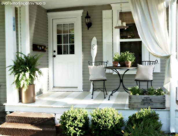 cute-front-porch-decor-74_11 Сладък фронт веранда декор