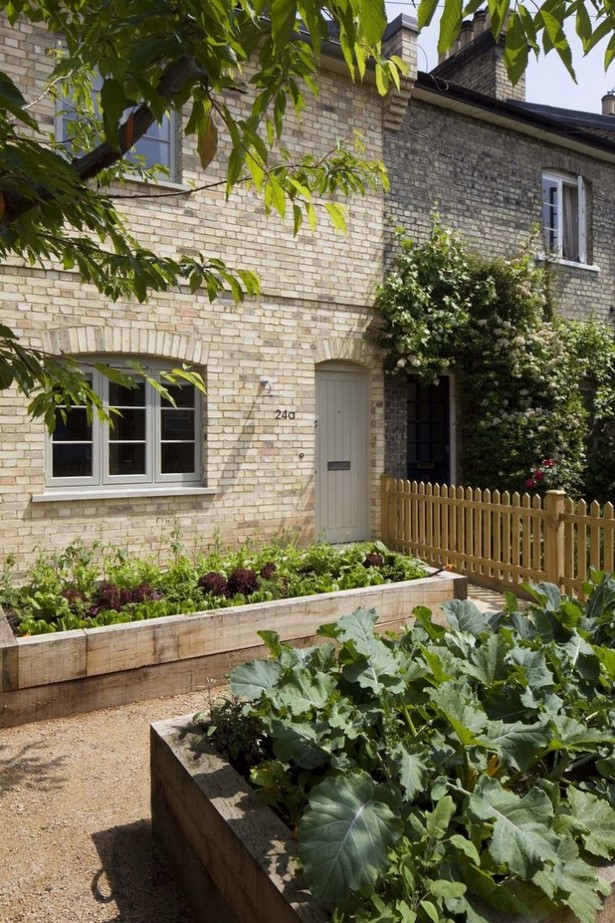 designing-front-yard-garden-beds-68_6 Проектиране на предни Дворни градински легла