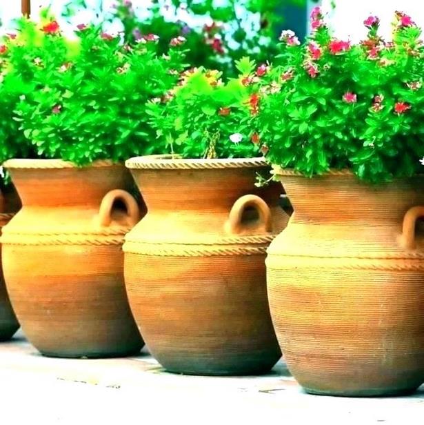 garden-containers-pots-and-planters-64_2 Градински контейнери саксии и саксии