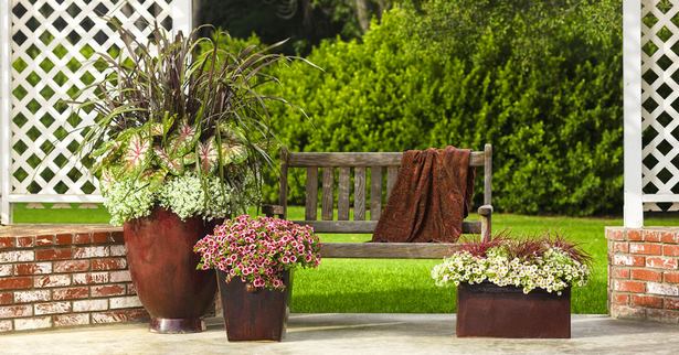 garden-flower-pots-designs-69_5 Градински саксии за цветя дизайни