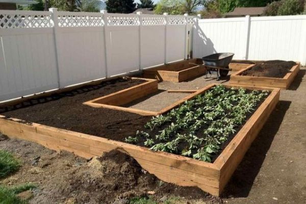 large-garden-bed-82_5 Голямо градинско легло
