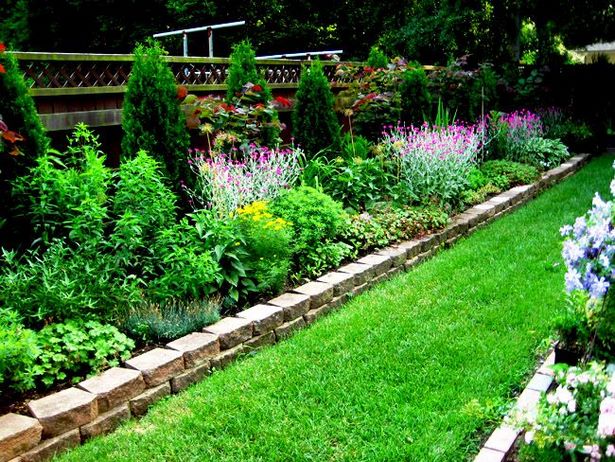 long-narrow-front-yard-landscaping-ideas-70_10 Дълъг тесен преден двор идеи за озеленяване
