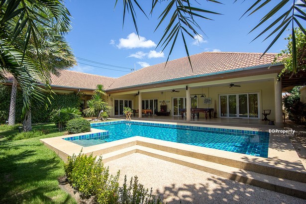 luxury-pool-area-98_6 Луксозен басейн