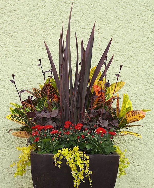 outdoor-planter-flower-arrangements-10_13 Открит плантатор цветни аранжировки